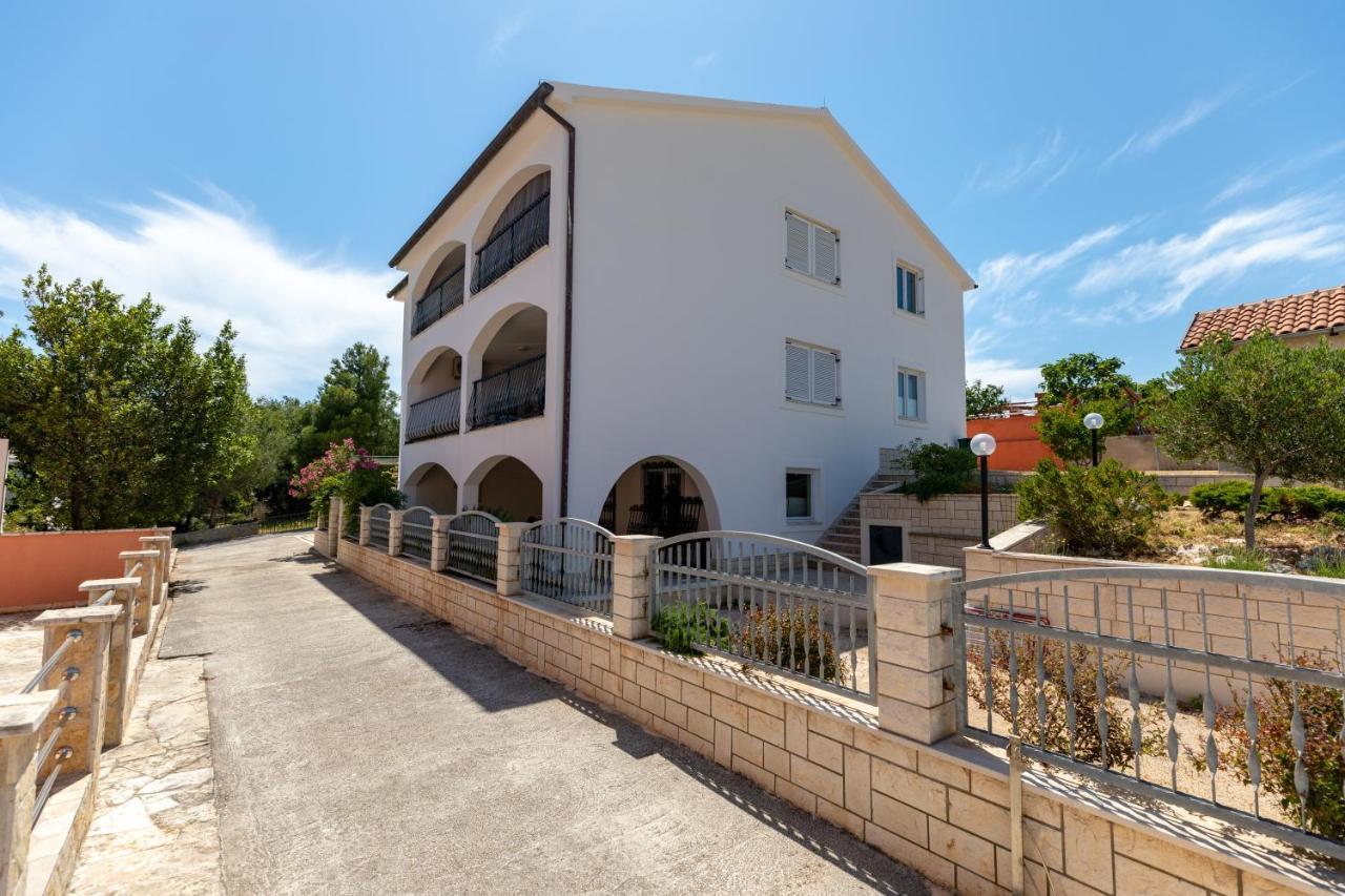 Apartments Villa Maja Rogoznica  Bagian luar foto