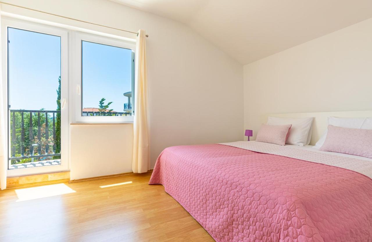 Apartments Villa Maja Rogoznica  Bagian luar foto